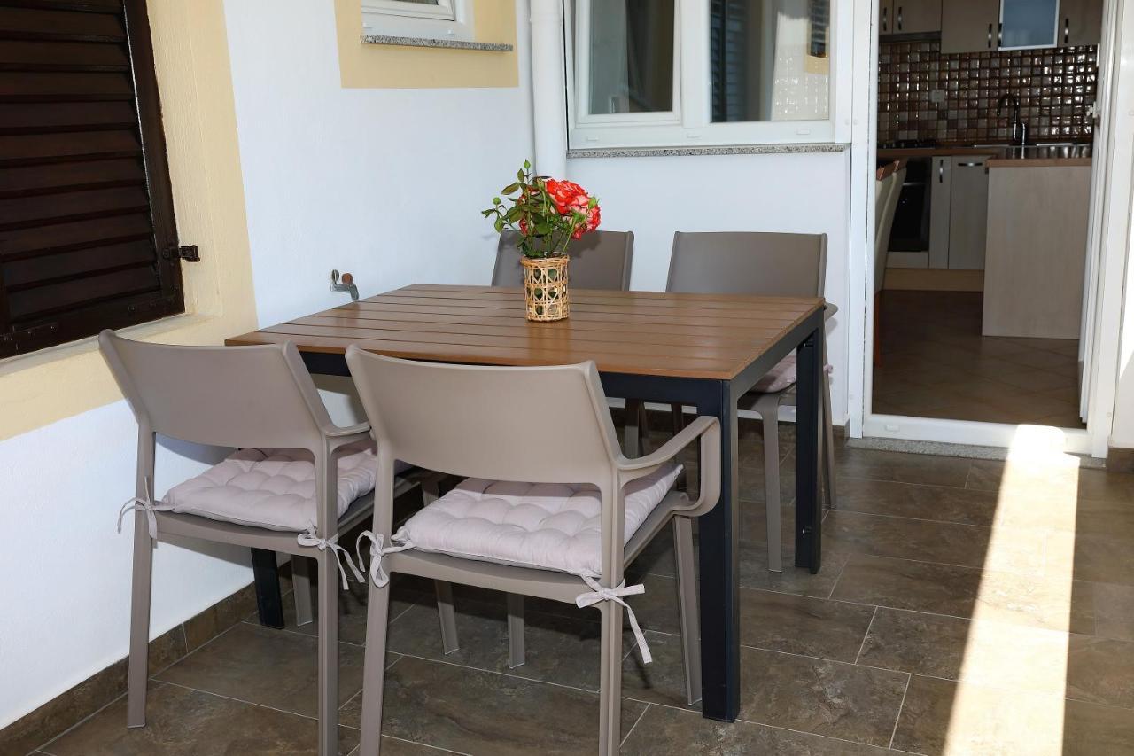 Apartmani Bruno Bibinje Ngoại thất bức ảnh
